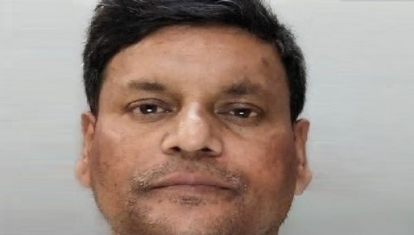 যুক্তরা&zwnj;জ্যের বার্মিংহামের বাসিন্দা ব্রিটিশ-বাংল&zwnj;া&zwnj;দেশি রাজু মোল্লা (৫০)