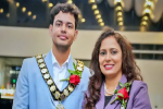 যুক্তরাজ্যে ভারতীয় বংশোদ্ভূত মা ও ছেলে একসঙ্গে...
